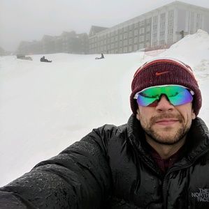 Meet your Posher, Jose